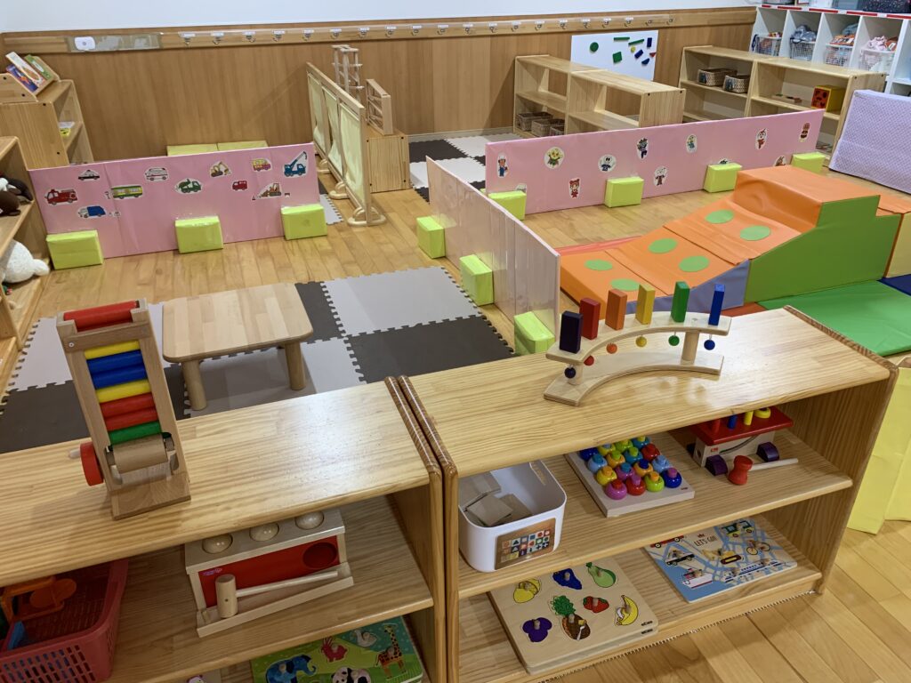 1歳児 あそびの様子 保育室環境 | お知らせ | パステルグループ - 新潟の子育て支援